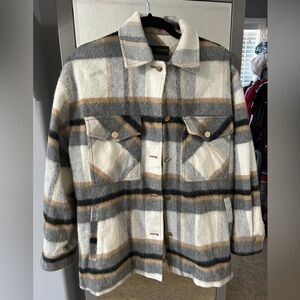 Zara Women’s Plaid Shacket in Cream, Gray & Brown